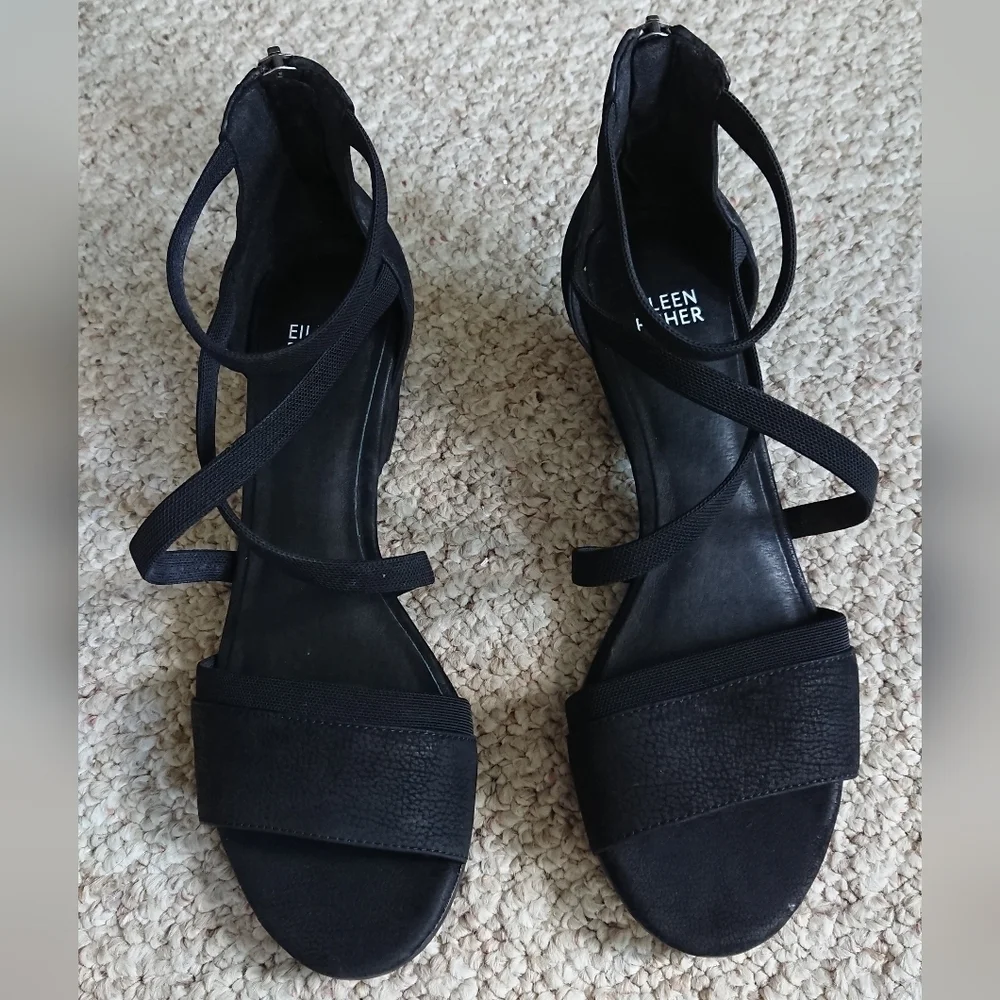 Eileen Fisher may sandal in black nubuck leather back zipper size 8
